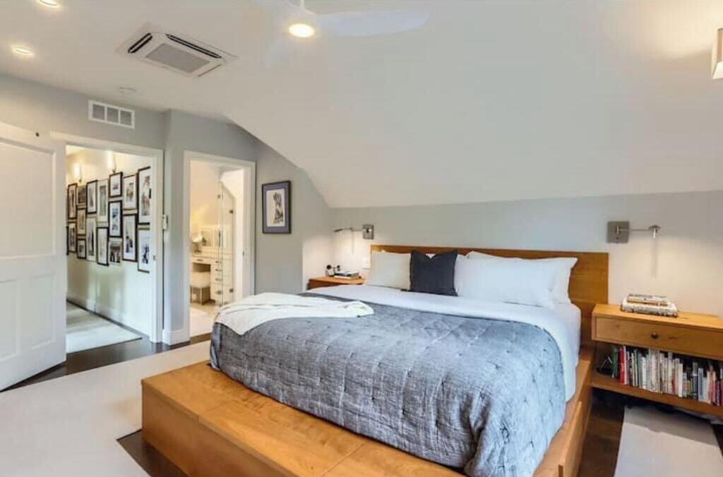 Photo of Bedroom in Downtown
