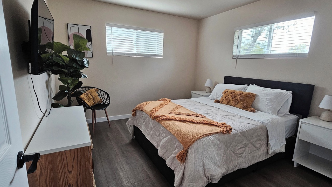 Photo of Bedroom in Aurora