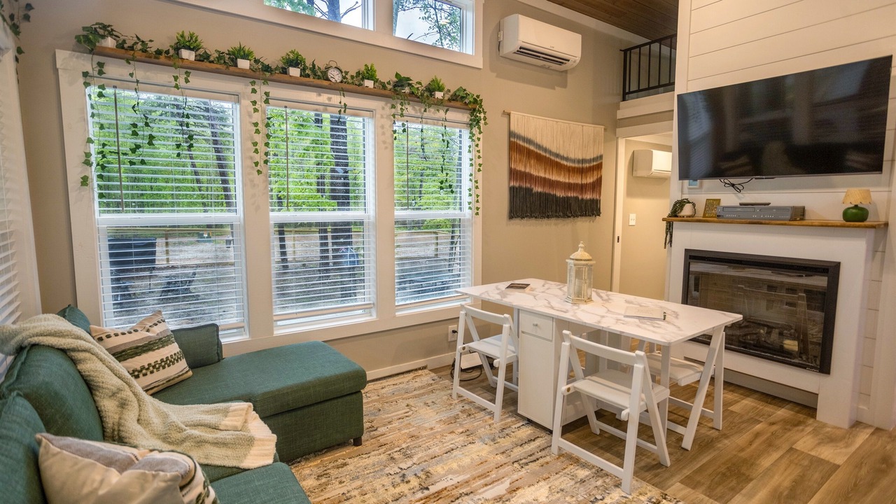 Photo of Livingroom in Tracy City