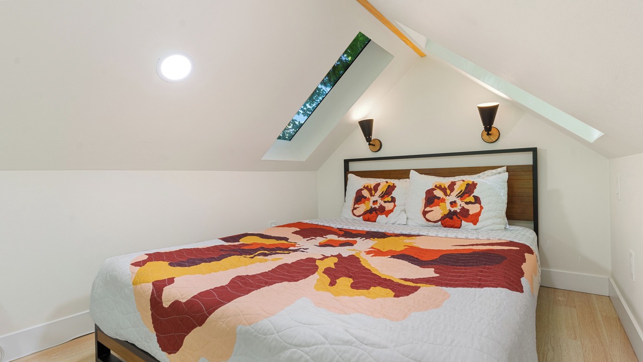Photo of Bedroom in Gold Bar