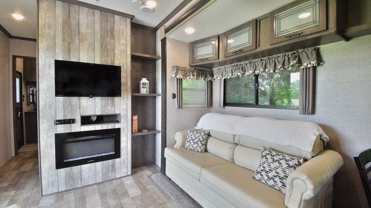 Photo of Livingroom in Decatur