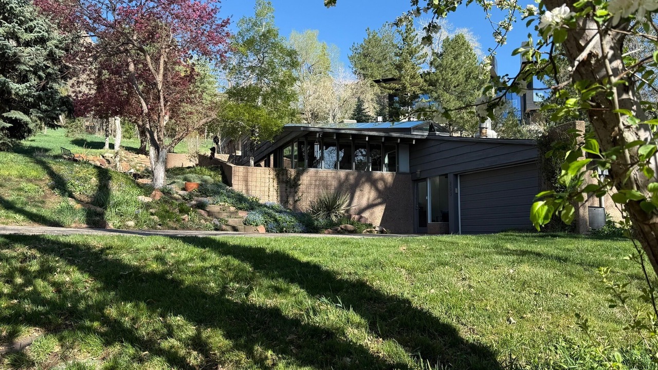 Photo of Outdoor in Downtown