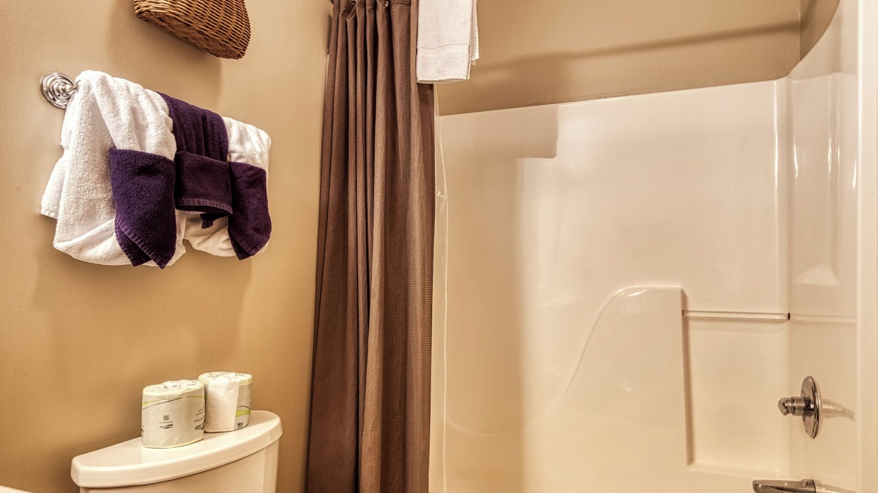Photo of Bathroom in Black Bear Falls