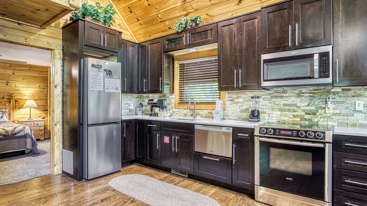 Photo of Kitchen in Black Bear Falls