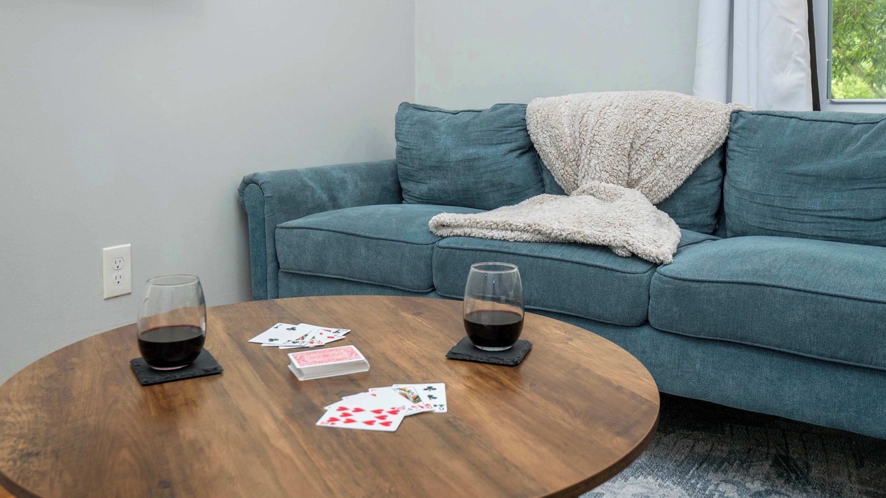 Photo of Livingroom in College Hill