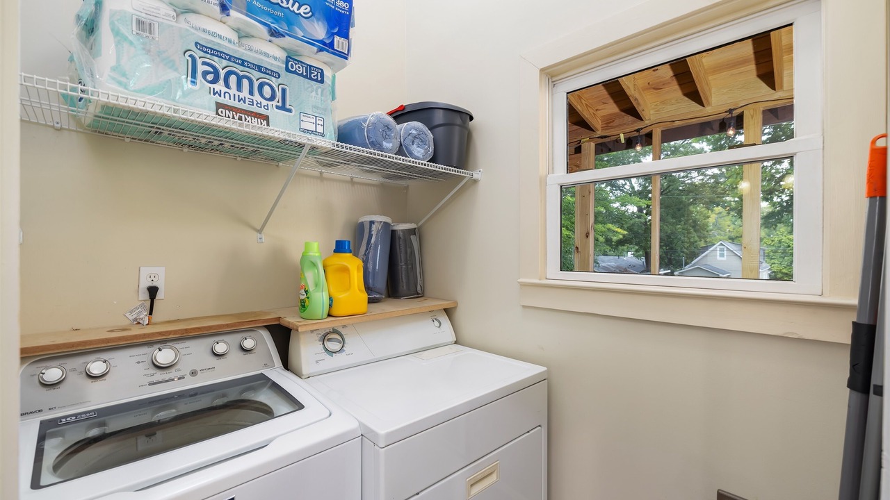 Photo of Bedroom in Forest Park