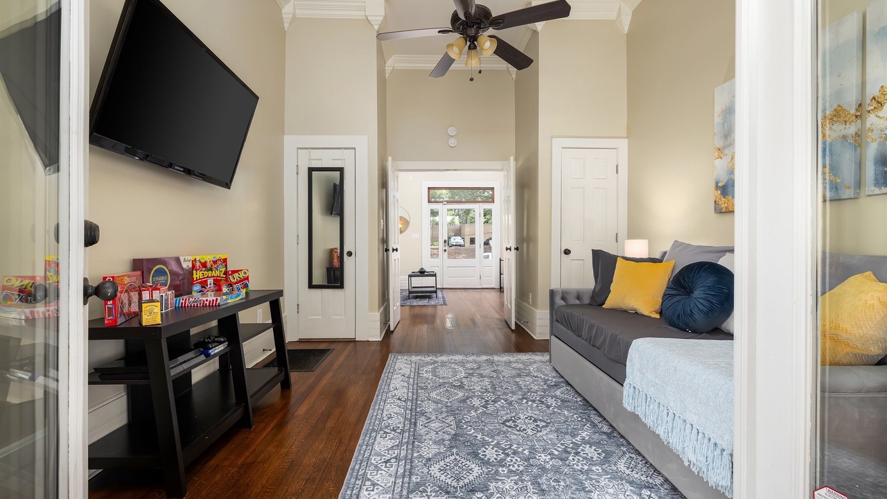 Photo of Bedroom in Forest Park