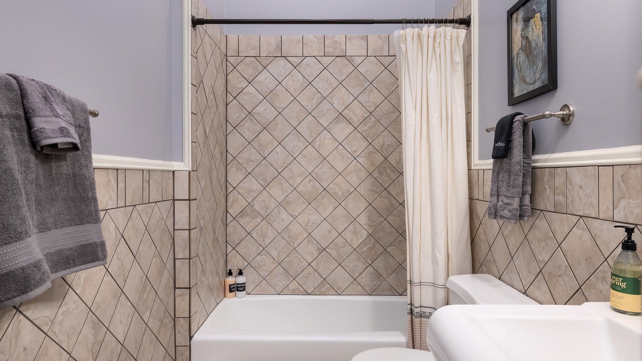 Photo of Bathroom in Forest Park