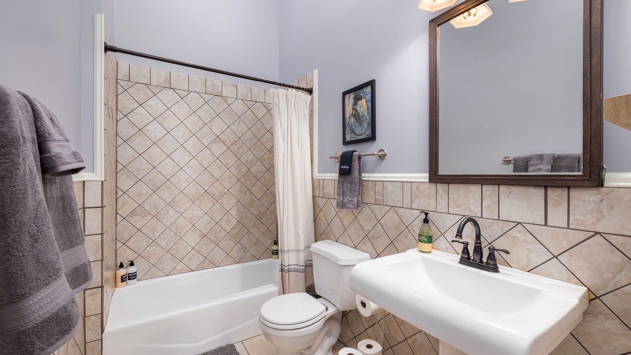 Photo of Bathroom in Forest Park