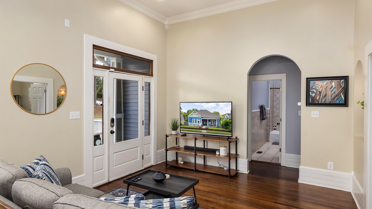 Photo of Bedroom in Forest Park