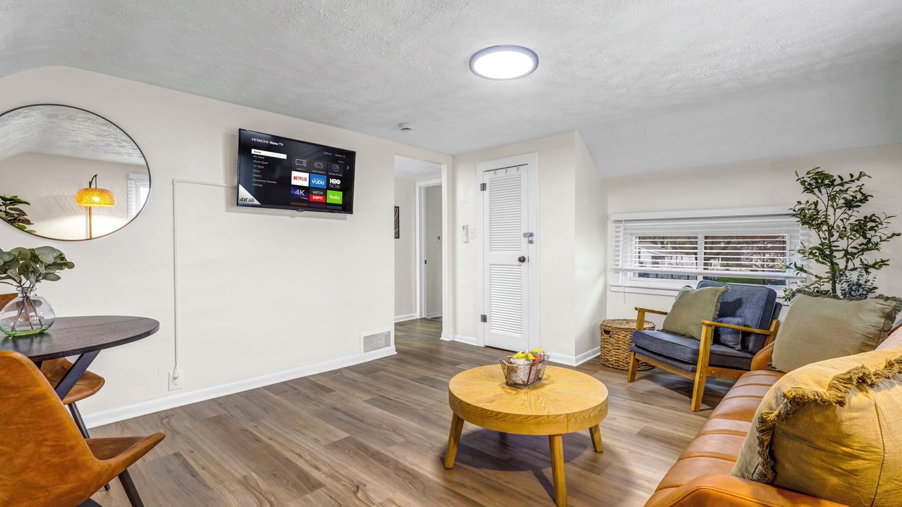 Photo of Livingroom in Berea