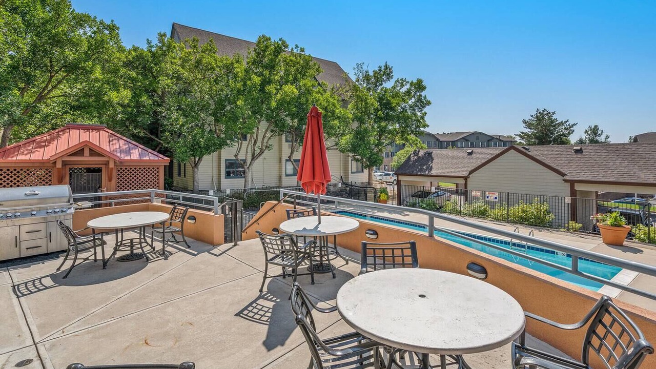 Photo of Outdoor in Englewood