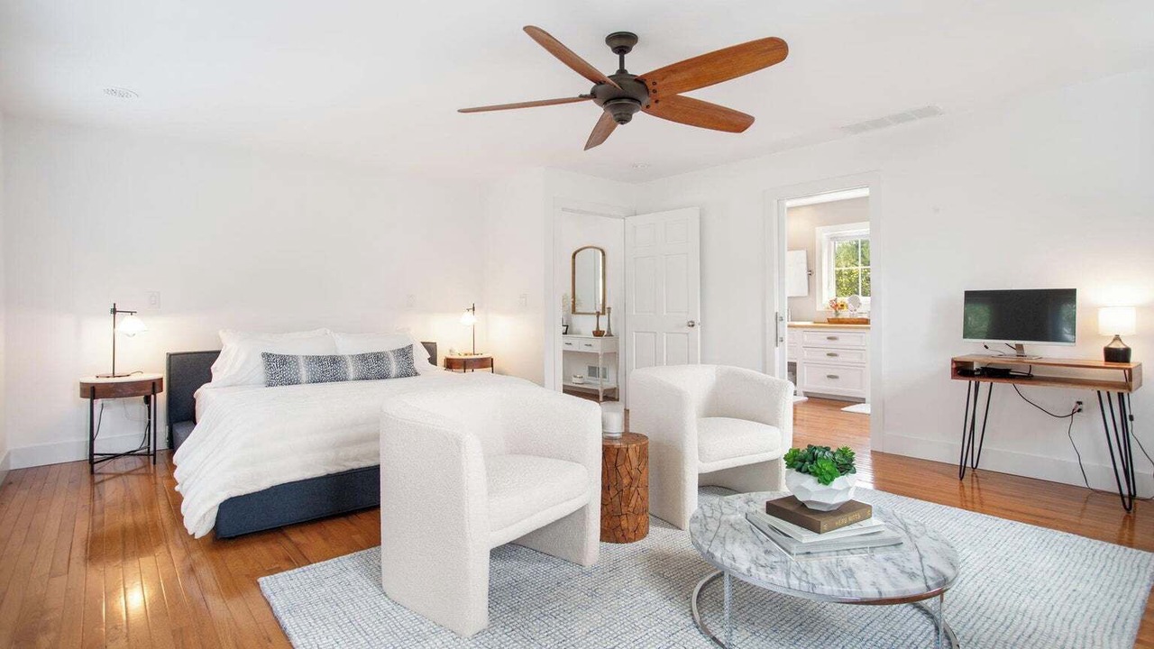 Photo of Bedroom in Miami Park