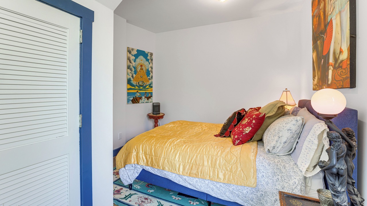 Photo of Bedroom in Argo