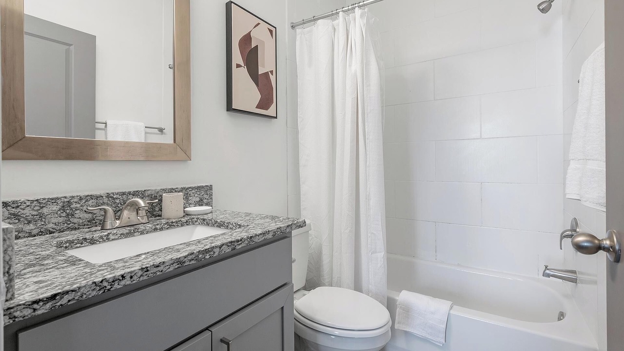 Photo of Bathroom in Green Hills