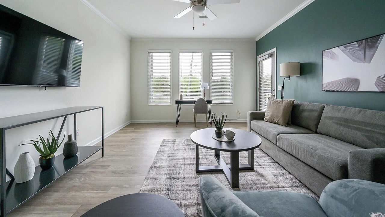 Photo of Livingroom in Green Hills