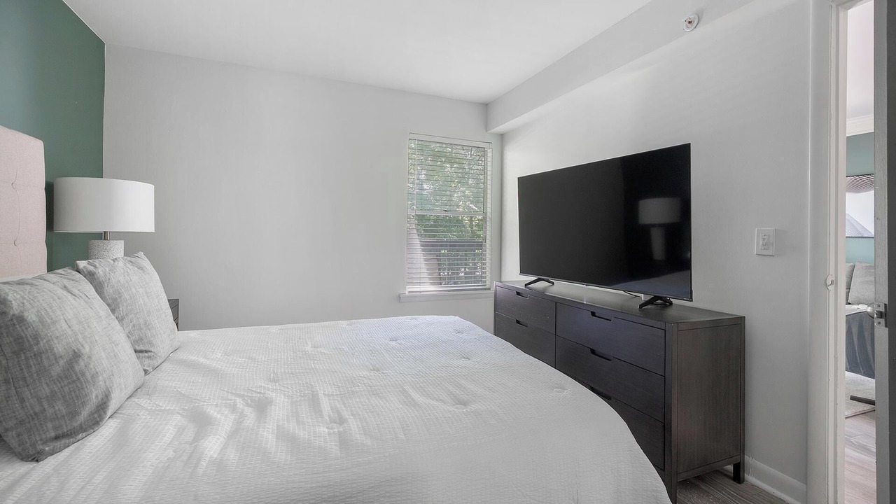 Photo of Bedroom in Green Hills
