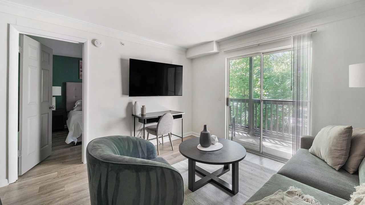 Photo of Livingroom in Green Hills