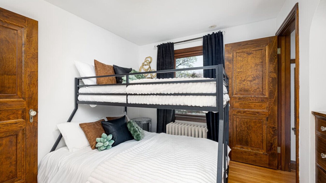 Photo of Bedroom in Perrysburg