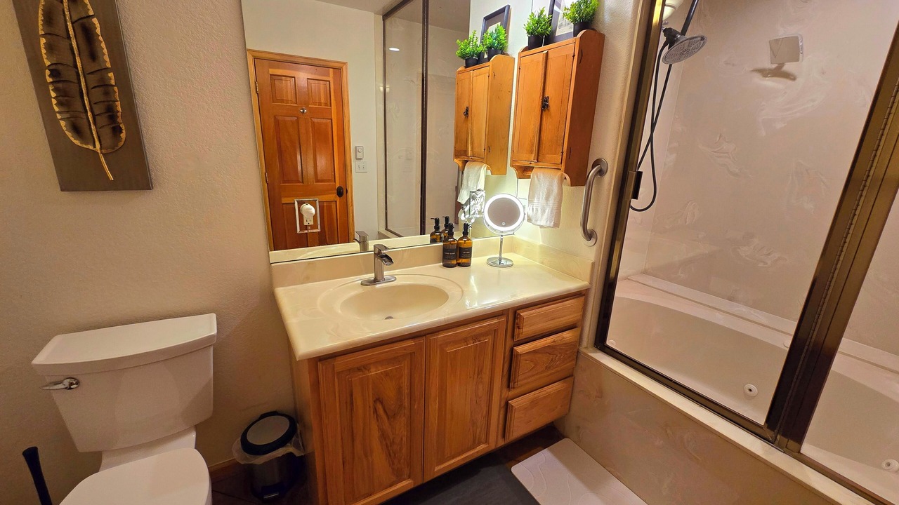 Photo of Bathroom in Golden Gate Canyon