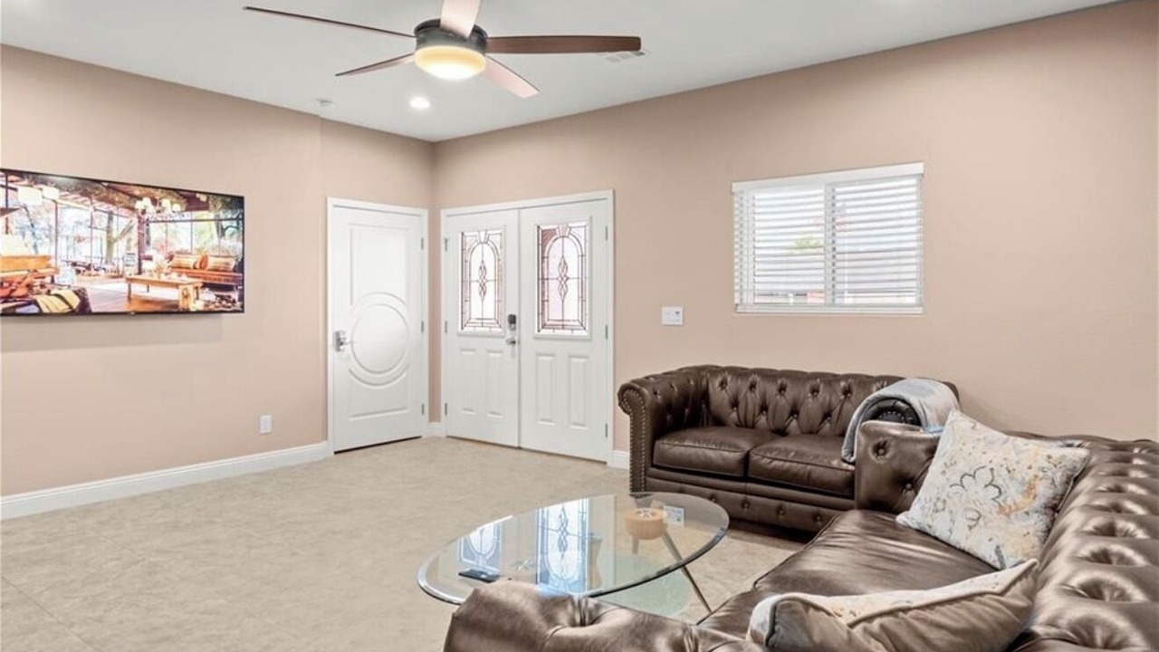 Photo of Livingroom in Sunrise Manor