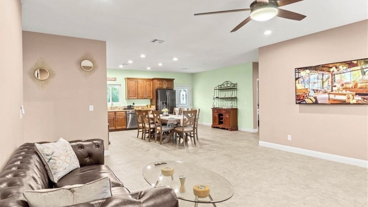 Photo of Livingroom in Sunrise Manor