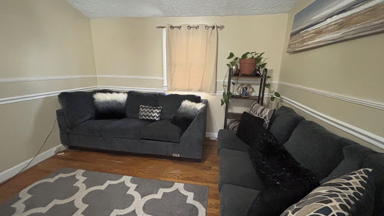 Photo of Livingroom in Chesapeake Ranch Estates-Drum Point