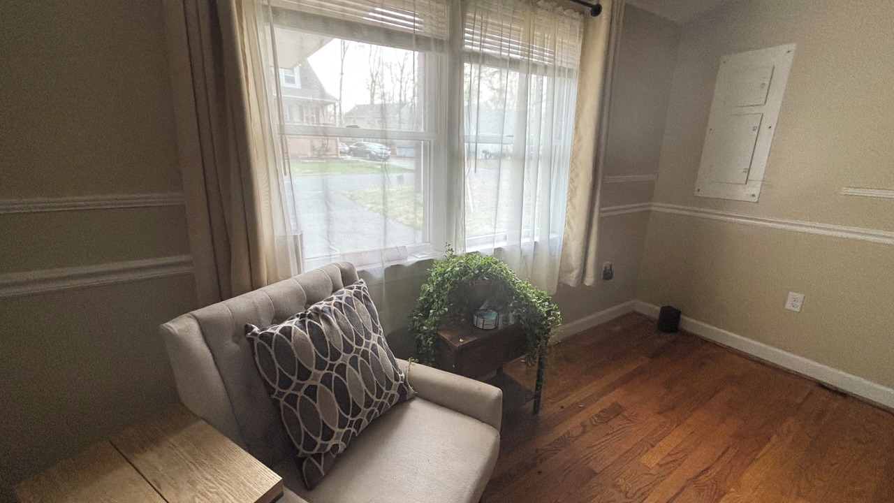 Photo of Livingroom in Chesapeake Ranch Estates-Drum Point