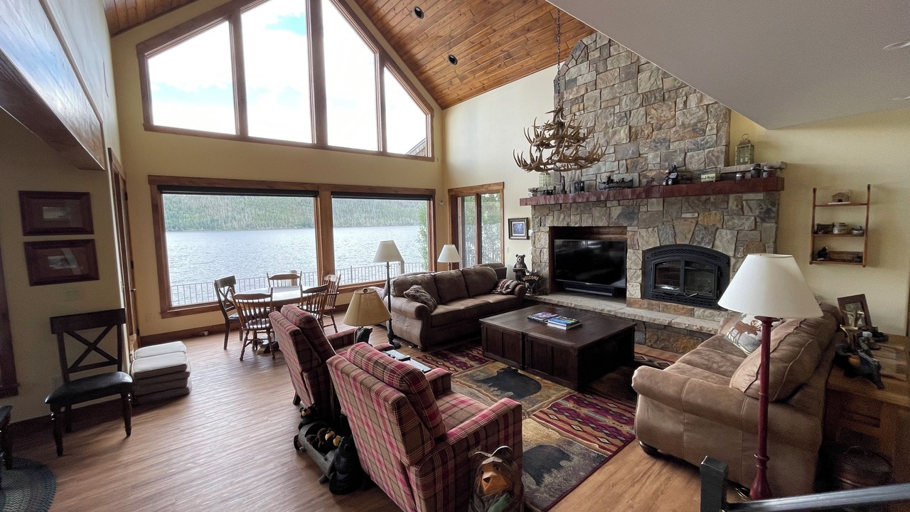 Photo of Livingroom in Grand Lake