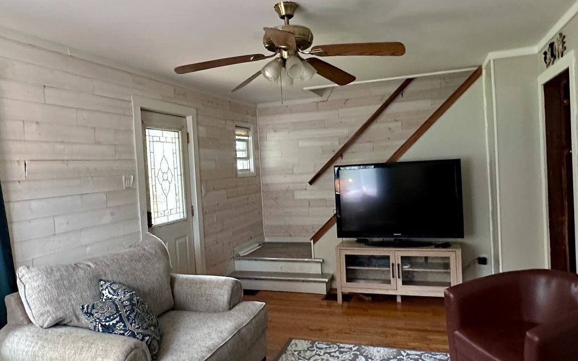 Photo of Livingroom in Glens Falls