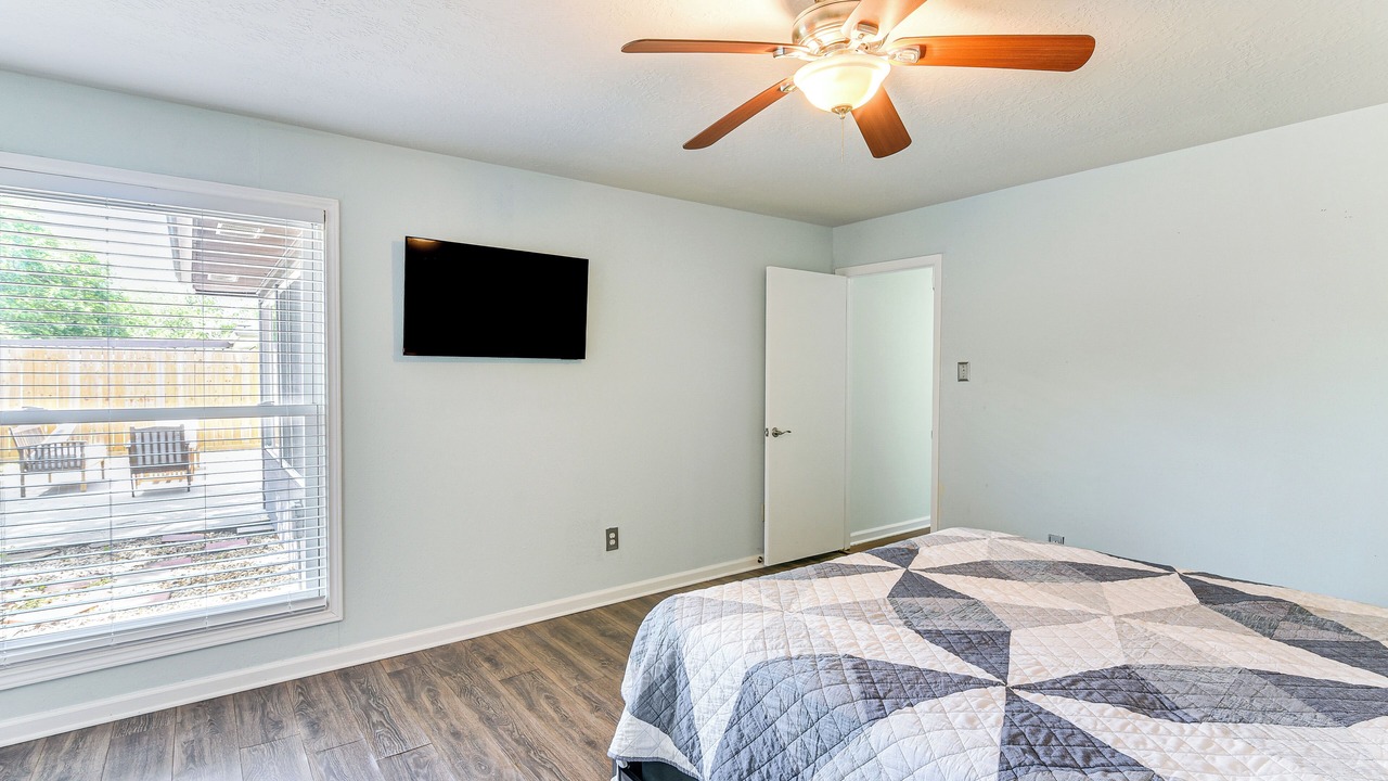Photo of Bedroom in Pearland