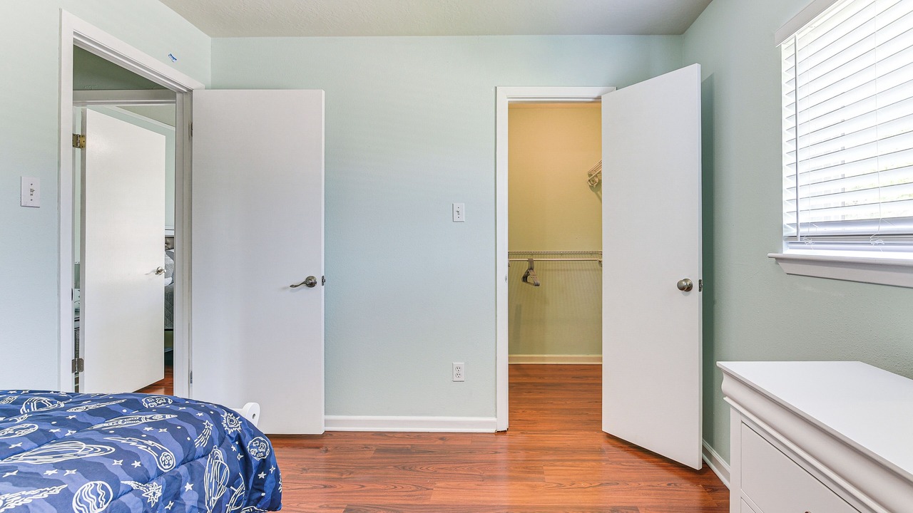 Photo of Bedroom in Pearland