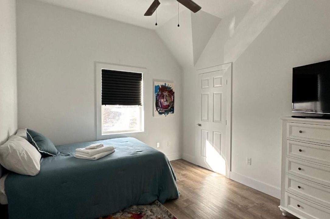 Photo of Bedroom in Red Hook