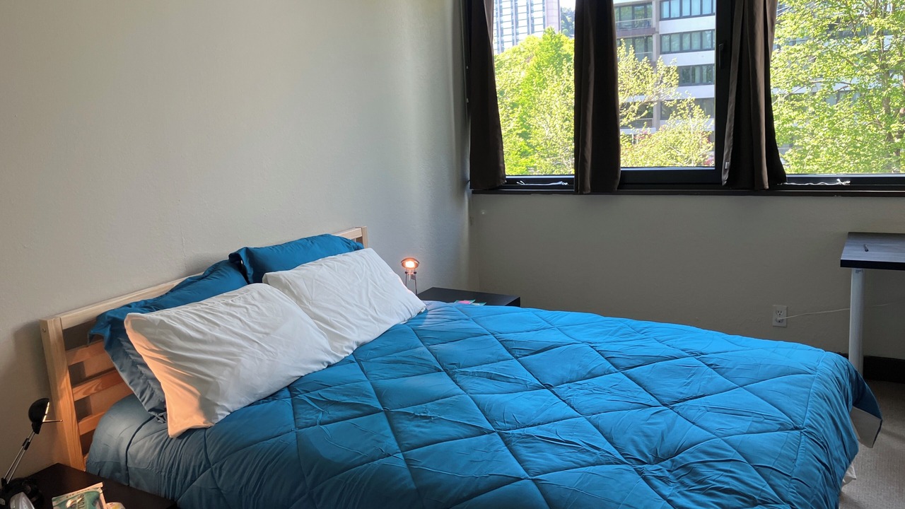 Photo of Bedroom in Downtown Portland
