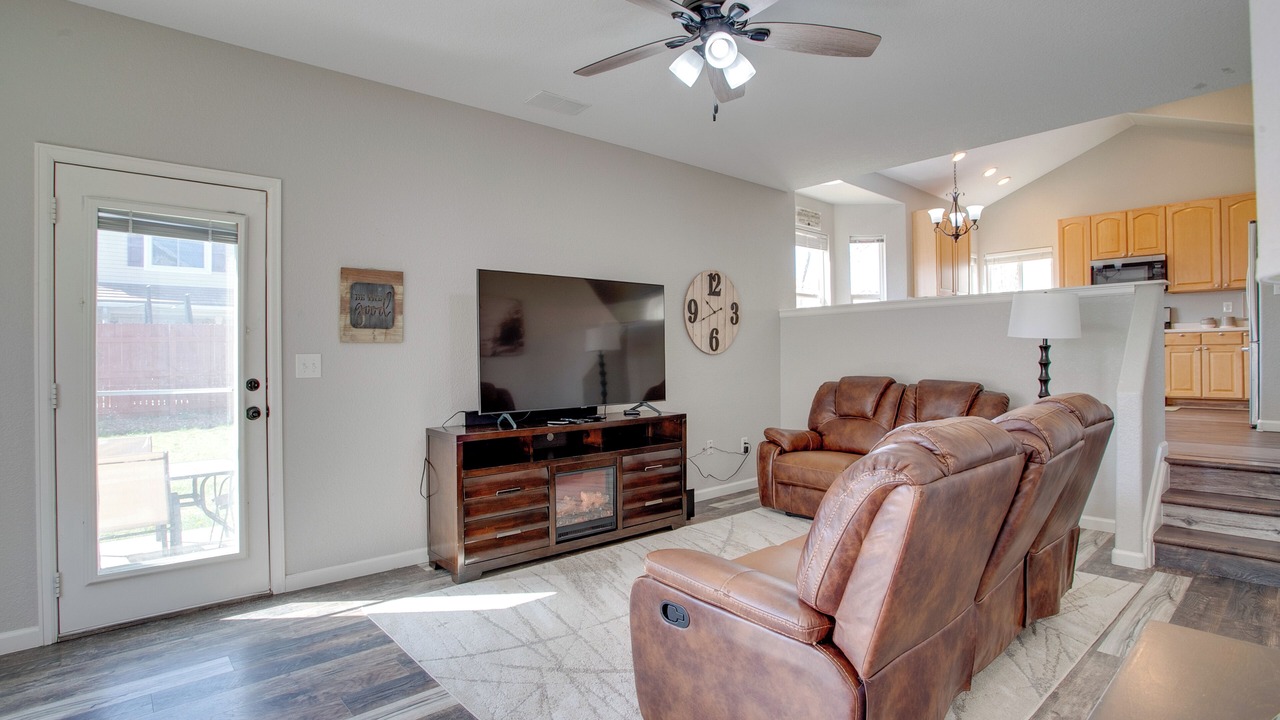 Photo of Livingroom in Commerce City