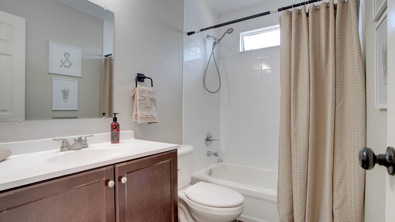 Photo of Bathroom in Commerce City