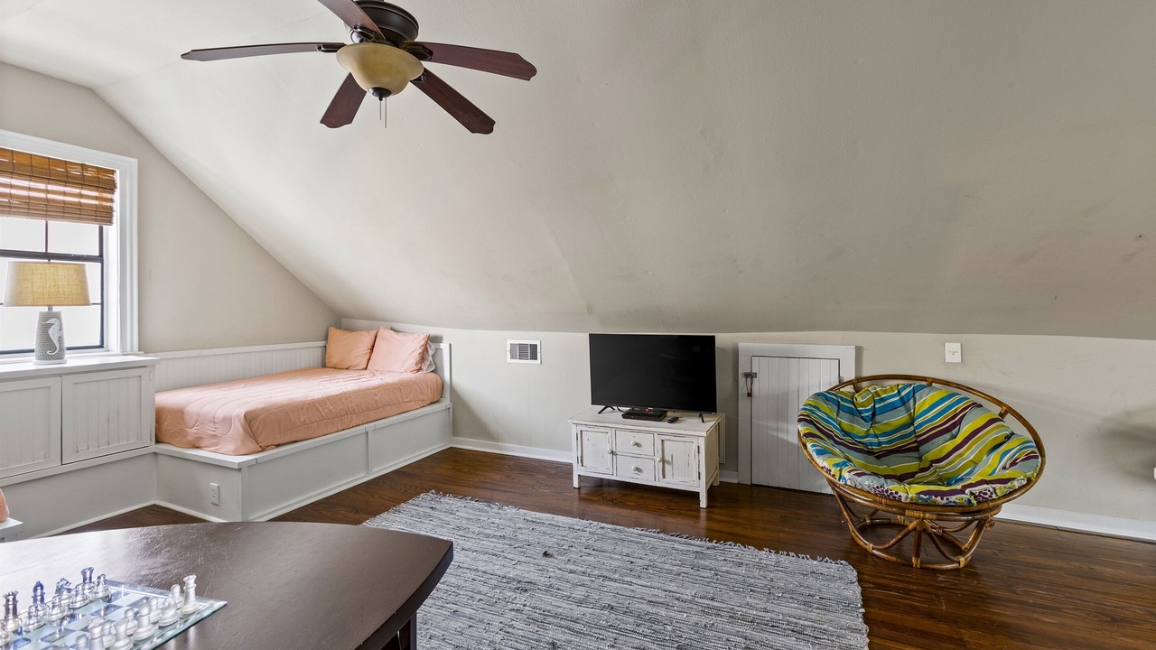 Photo of Bedroom in San Jacinto