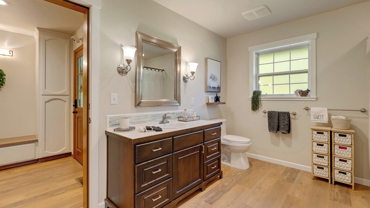 Photo of Bathroom in Arlington