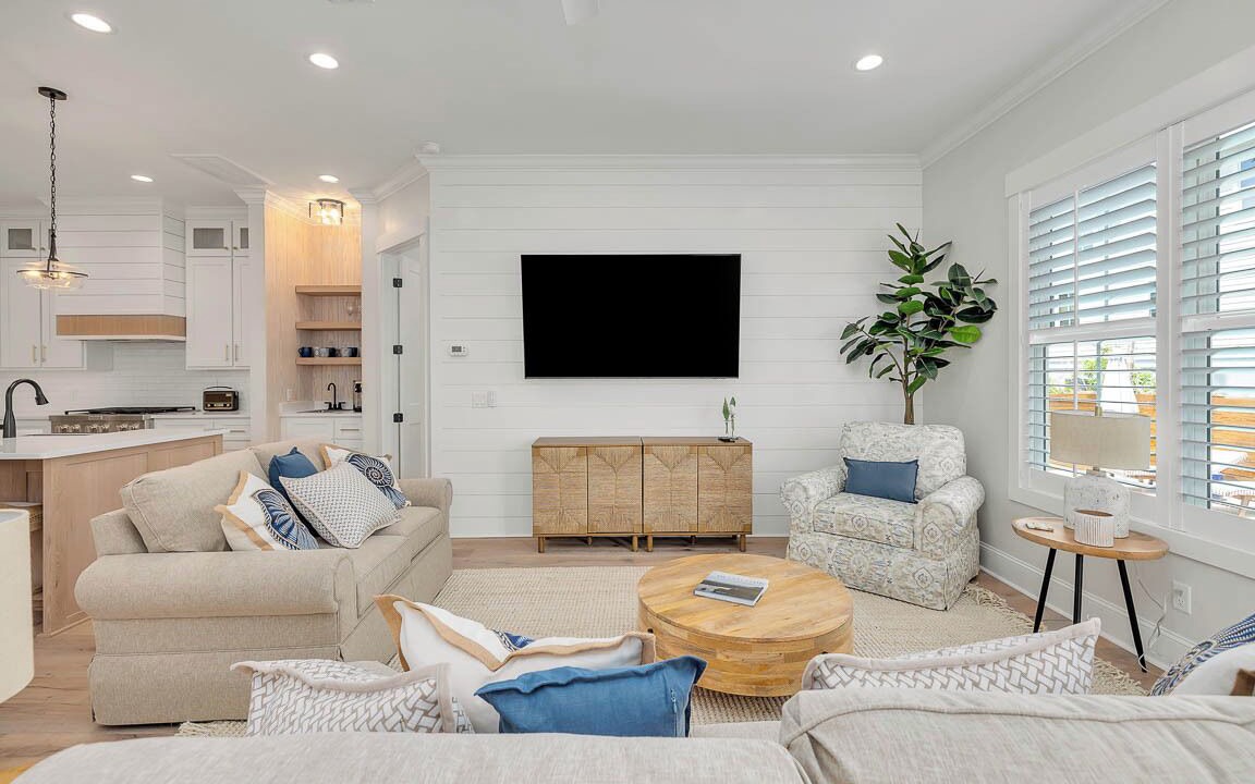 Photo of Livingroom in Demere Park