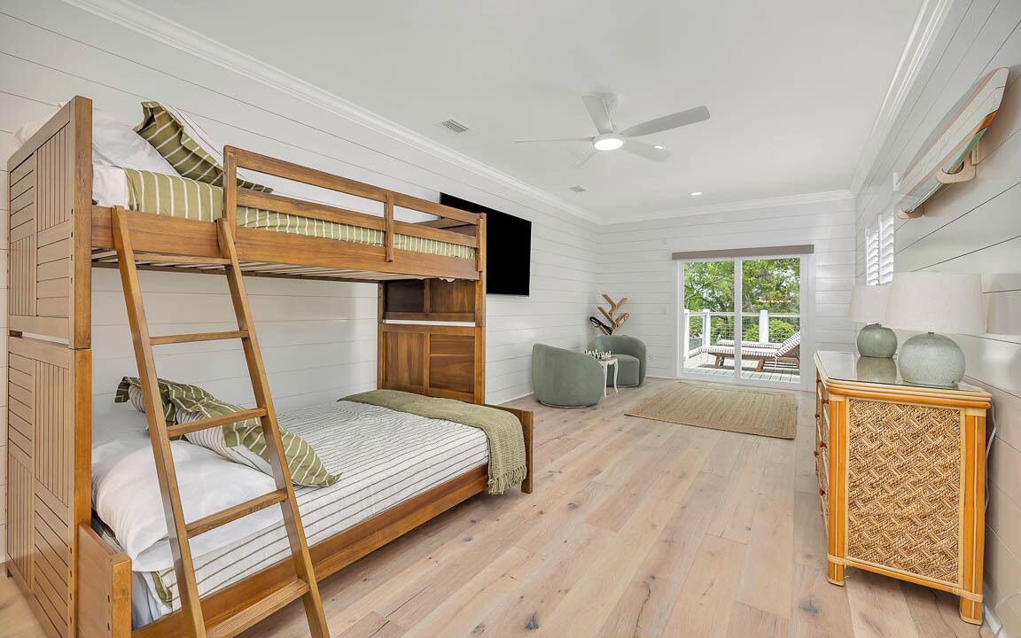 Photo of Bedroom in Demere Park