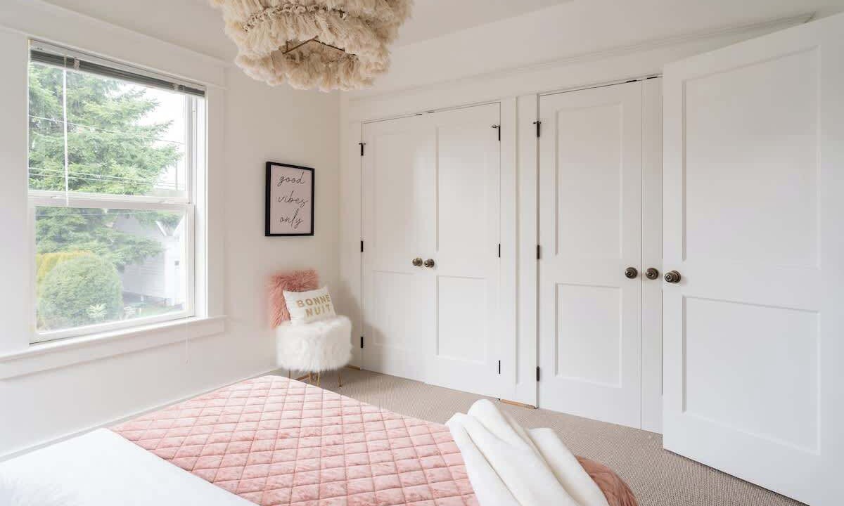 Photo of Bedroom in Mississippi District