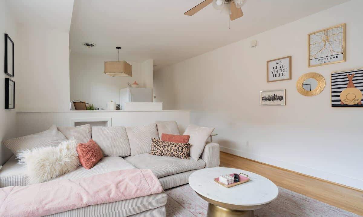 Photo of Livingroom in Mississippi District