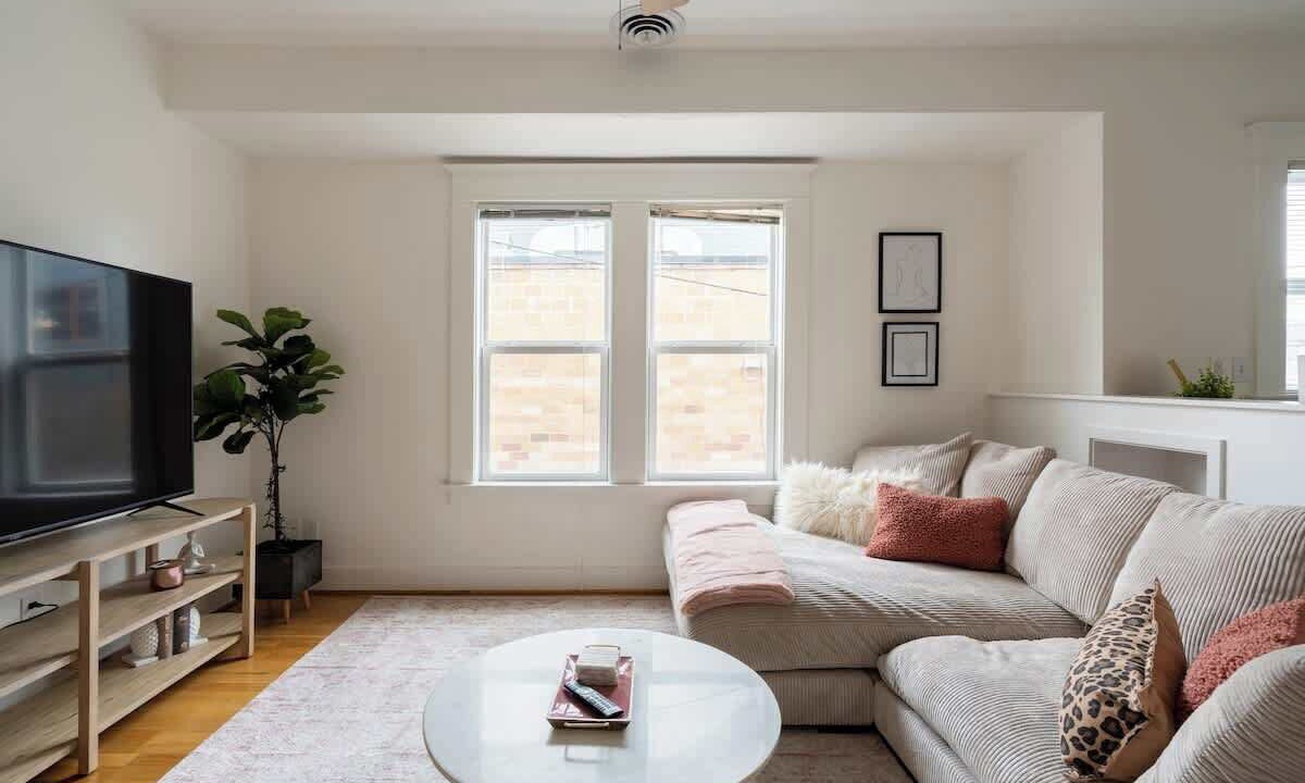 Photo of Livingroom in Mississippi District