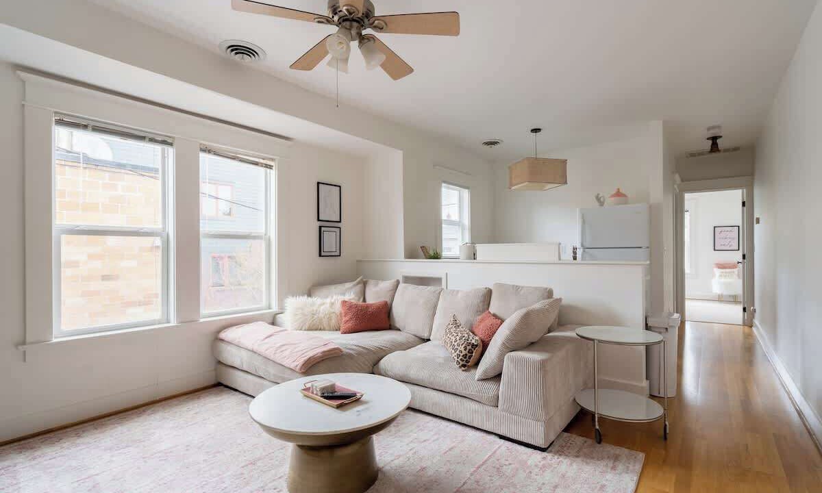 Photo of Livingroom in Mississippi District