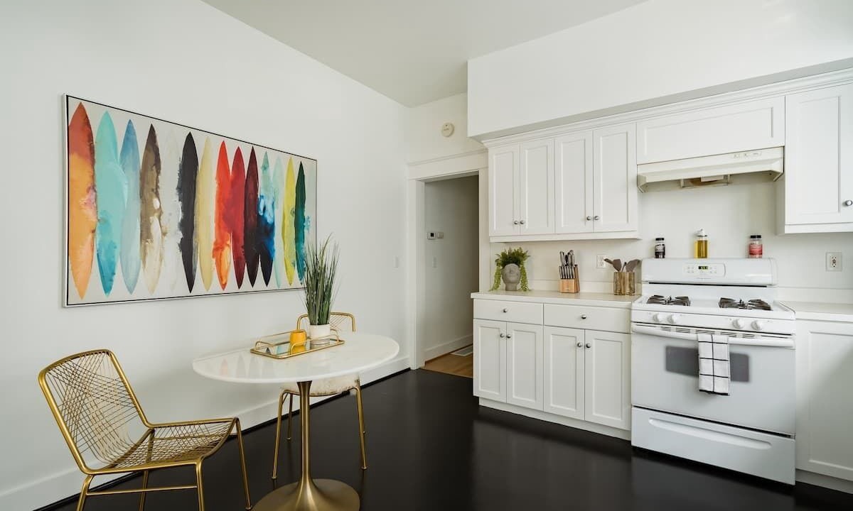Photo of Kitchen in Mississippi District
