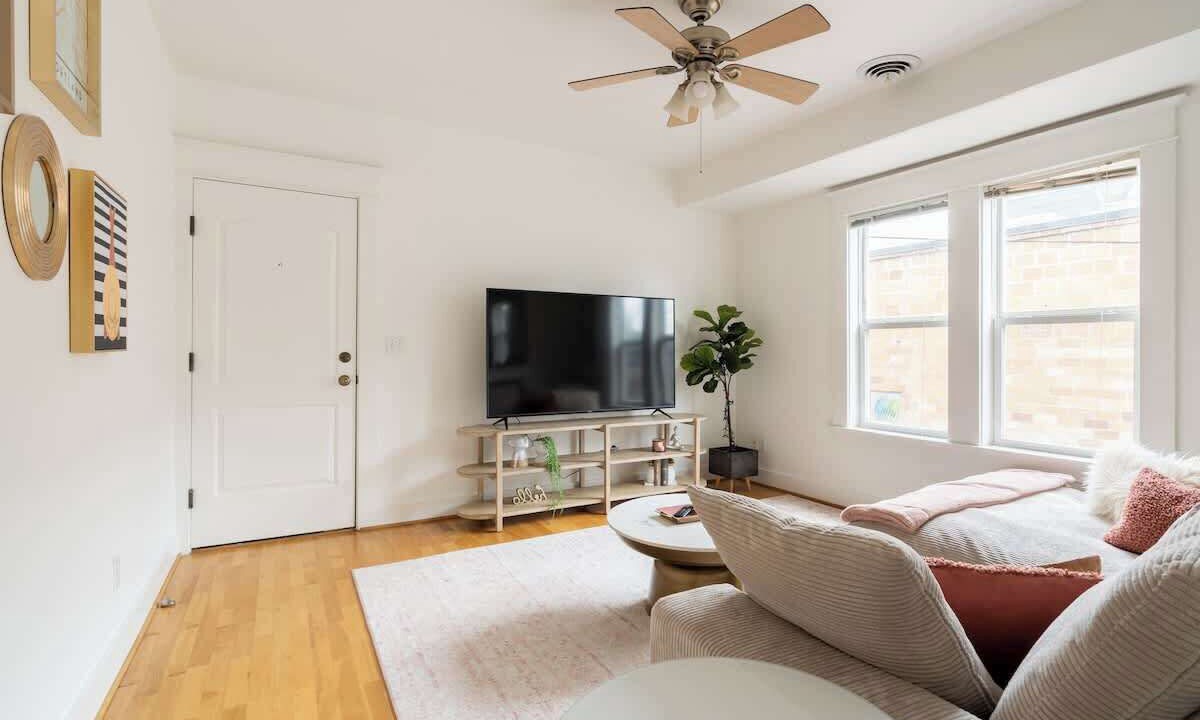 Photo of Livingroom in Mississippi District