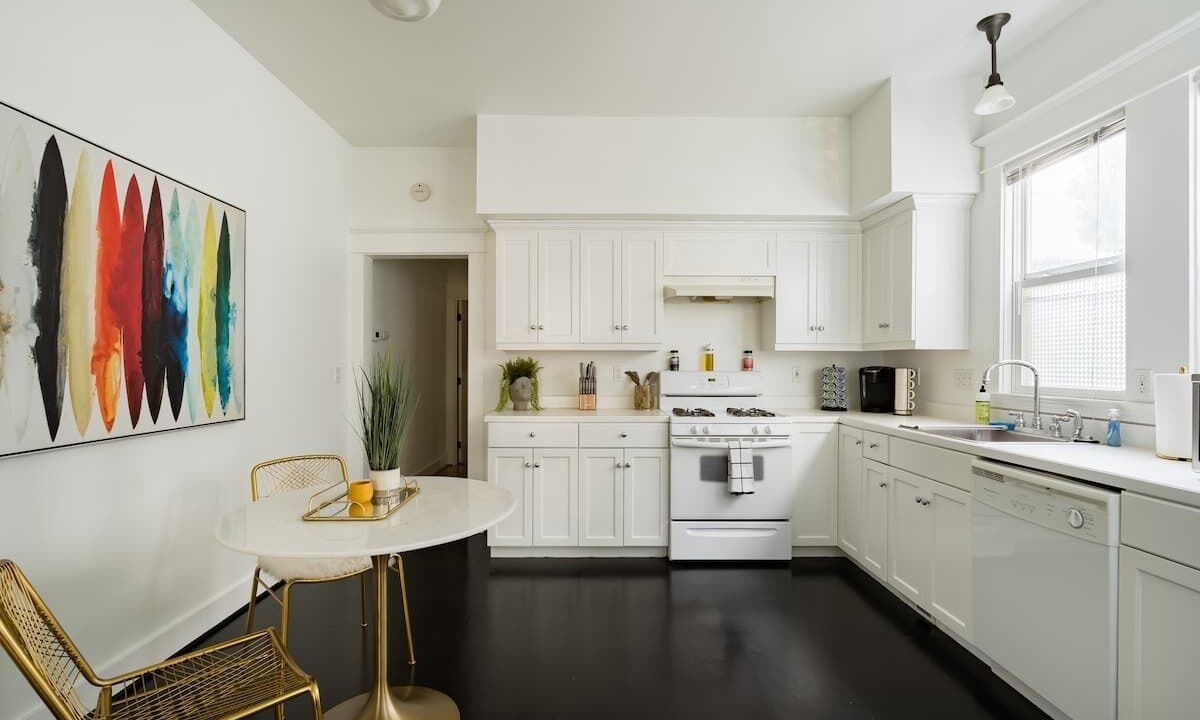 Photo of Kitchen in Mississippi District