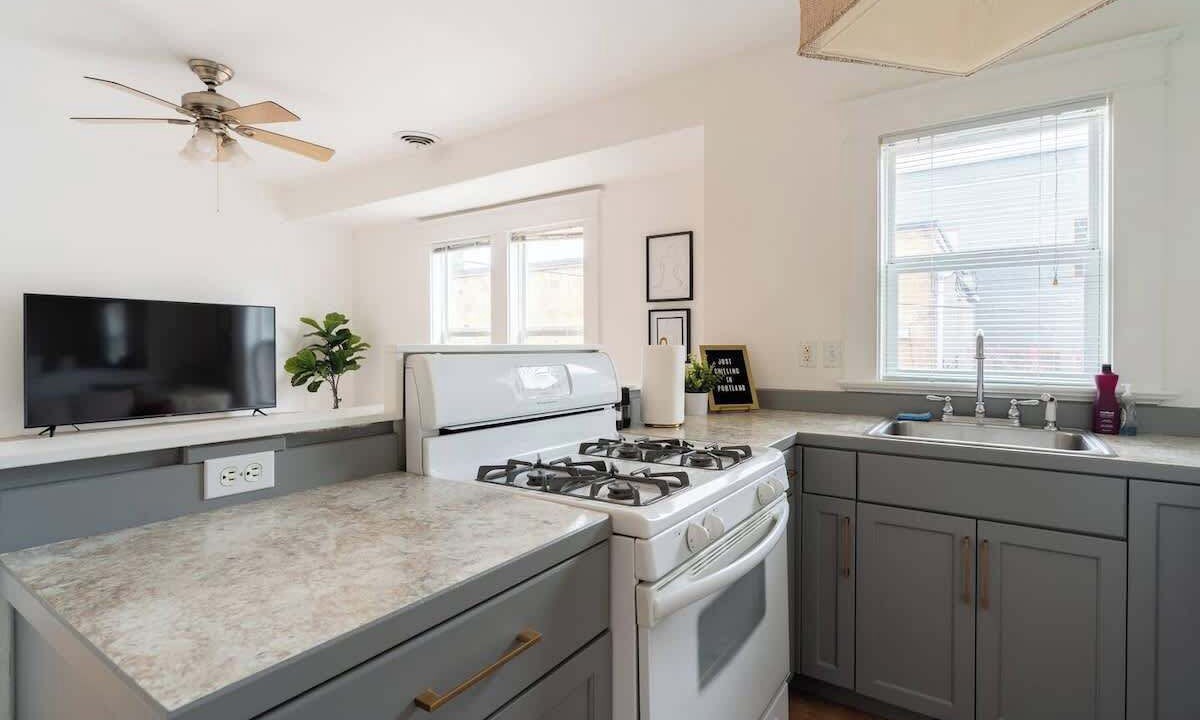 Photo of Kitchen in Mississippi District