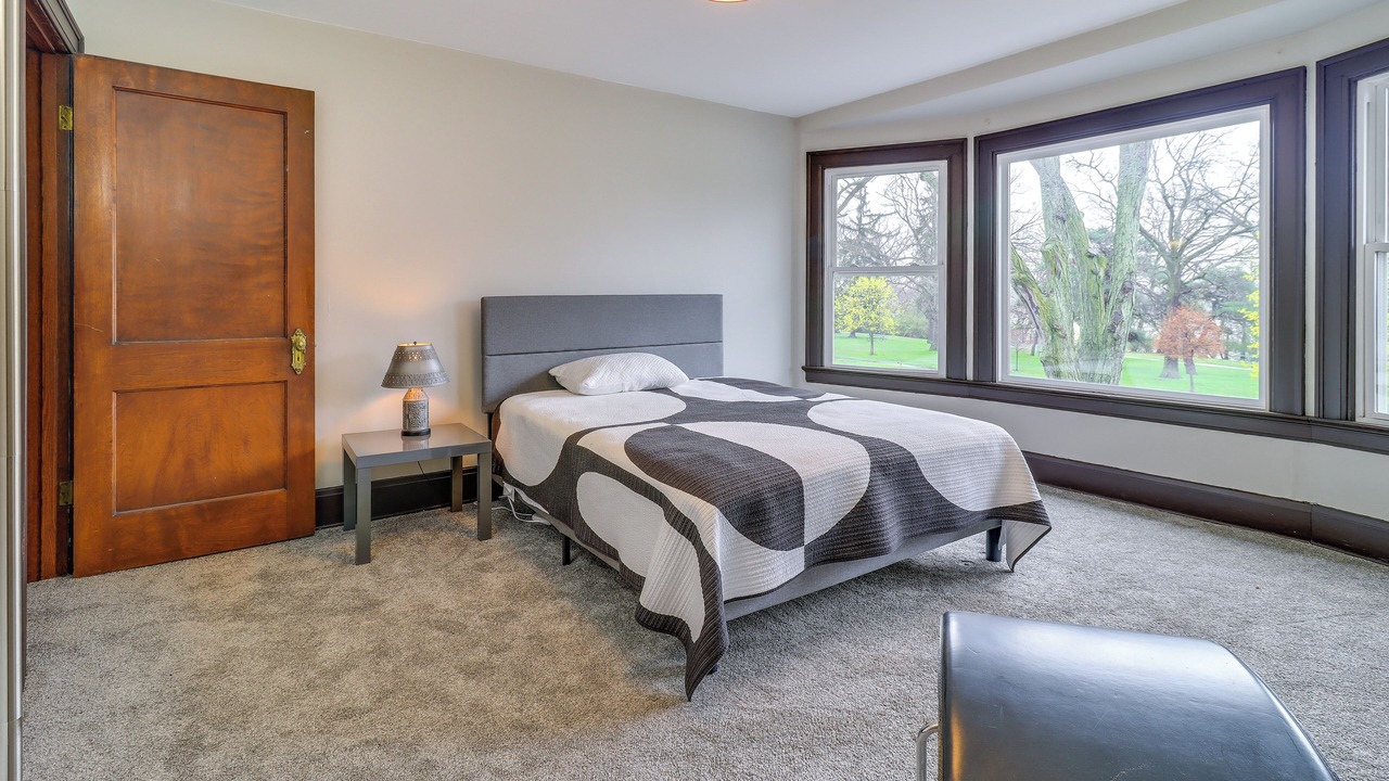 Photo of Bedroom in Toledo