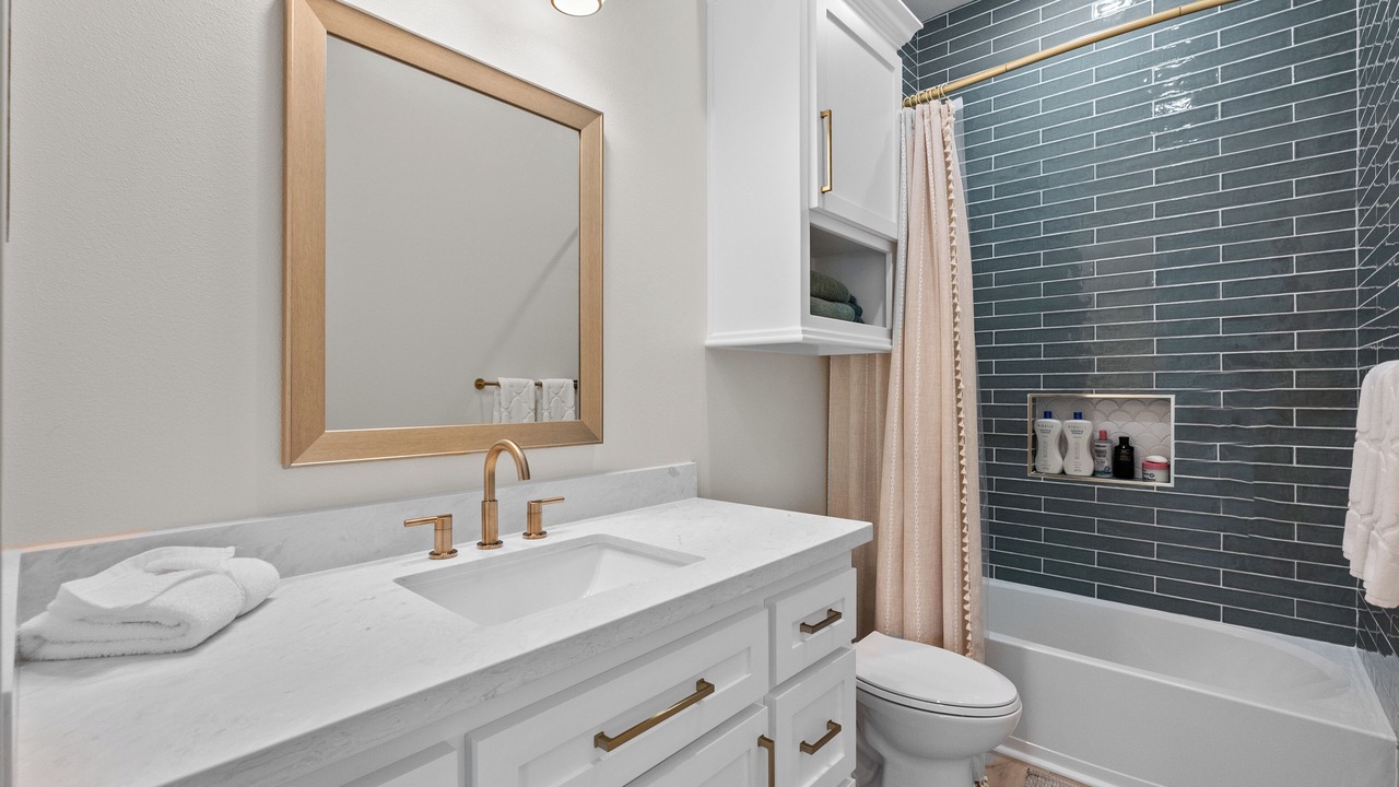 Photo of Bathroom in Terramar Beach
